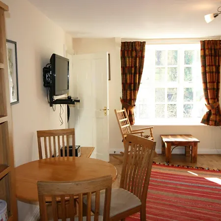 High Dalby House 3*