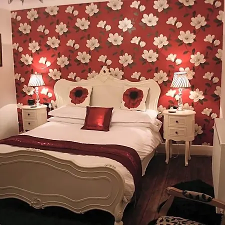 High Dalby House فندق 3*